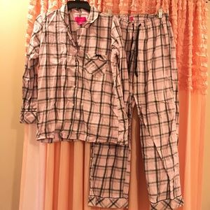 Victoria’s Secret Dreamer Flannel Cotton Pajamas Pink Gray Black Medium Long
